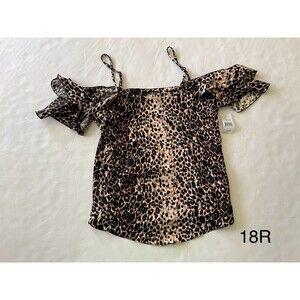 NWT Sun & Moon Off The Shoulder Cheetah‎ Top Size Medium